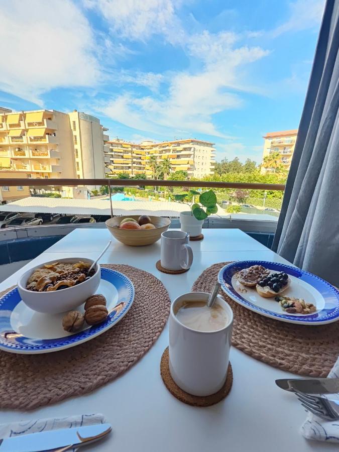 Renovado, Luminoso Y Confortable Loft Con Piscina Ла-Пінеда Екстер'єр фото