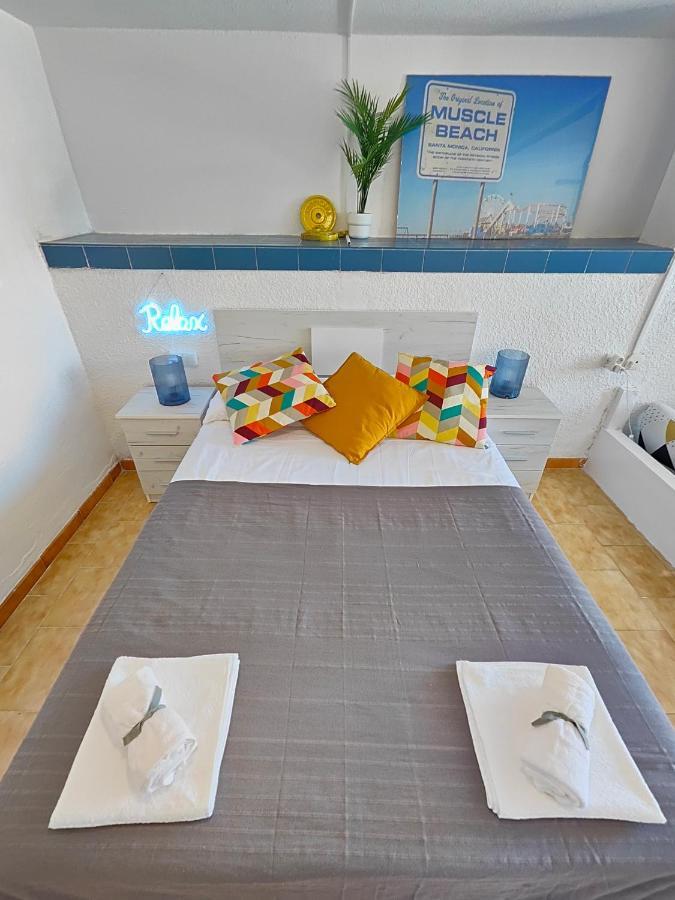 Renovado, Luminoso Y Confortable Loft Con Piscina Ла-Пінеда Екстер'єр фото